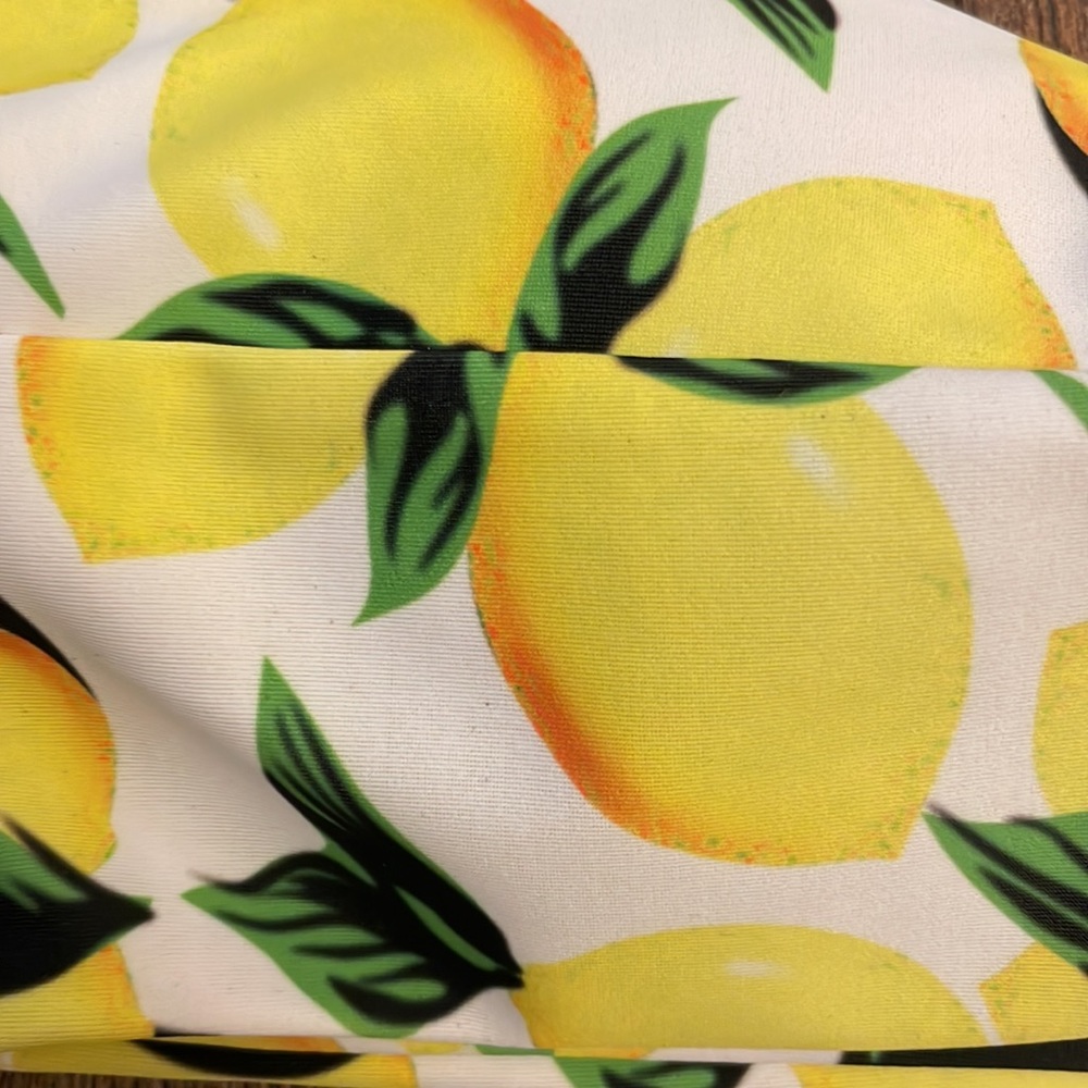 Zaful Lemon Print Bikini Top - Yellow and Green - Picture 2 of 7